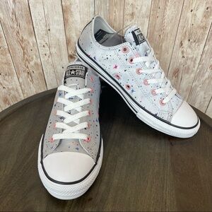 Converse CTAS Ox Star Print Low Top Shoe Size 8 Women